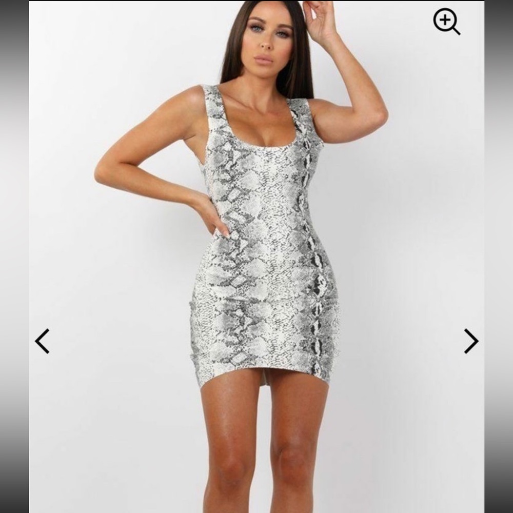 NWT! White Animal Snake PU Open Back Bodycon Mini Dress